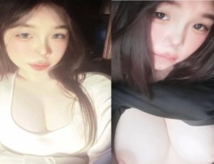 Nữ sinh cậy mình có vú to nên ai cũng gạ chịch