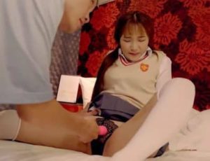 Con gái làm cave để gửi tiền về cho bố mẹ